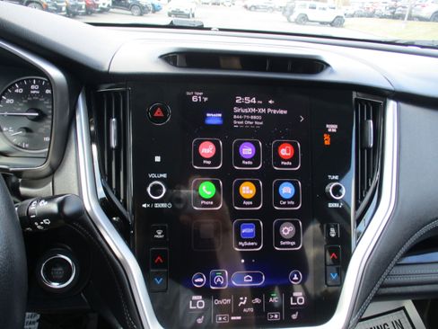 Used 2020 Subaru Outback Limited image 18