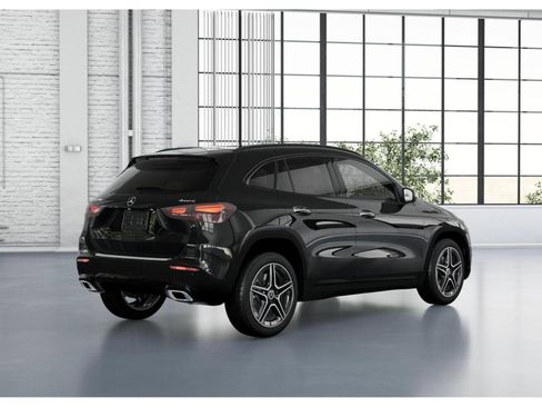 New 2026 Mercedes-Benz GLA 250 4MATIC image 20