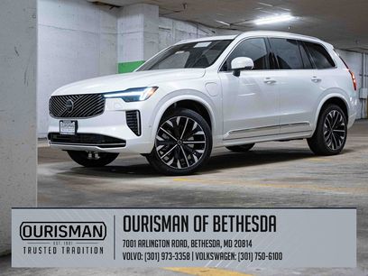 New 2025 Volvo XC90 T8 Plus w/ Protection Package Premier