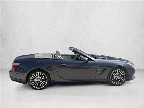 Used 2013 Mercedes-Benz SL 550 image 24