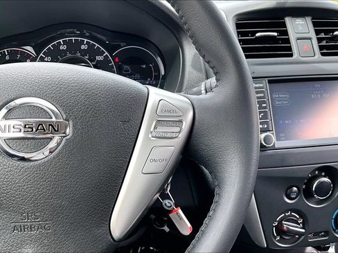 Used 2019 Nissan Versa Note SV FWD image 24