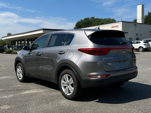 Used 2018 Kia Sportage LX AWD/4WD image 5