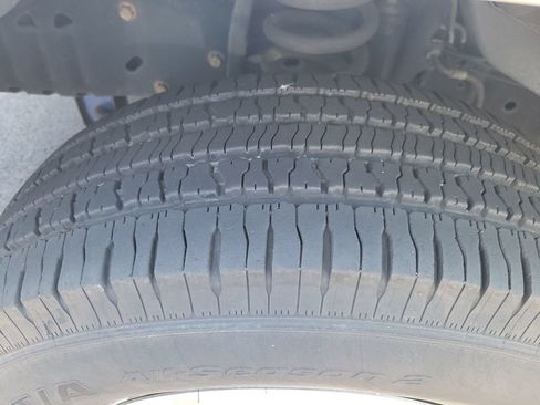 Used 2012 Ford E-350 and Econoline 350 XLT RWD image 6