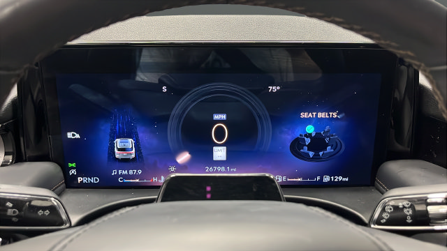 Used 2025 Lincoln Aviator AWD image 16