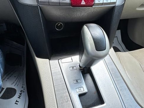 Used 2011 Subaru Outback 3.6R Limited w/ PWR Moonroof Pkg AWD/4WD image 34