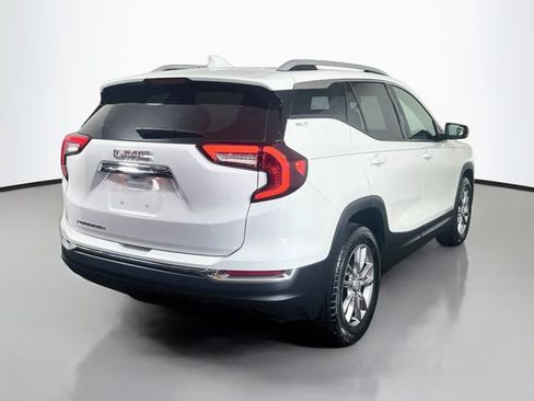 Used 2024 GMC Terrain SLT FWD image 22