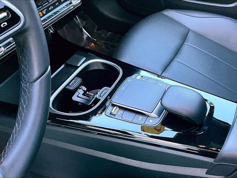 Used 2022 Mercedes-Benz A 220 image 16