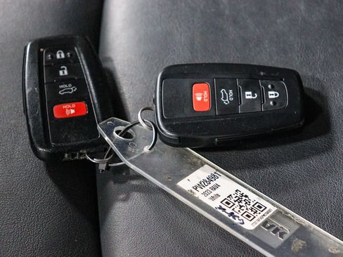 Certified 2023 Toyota RAV4 XLE Premium FWD image 31