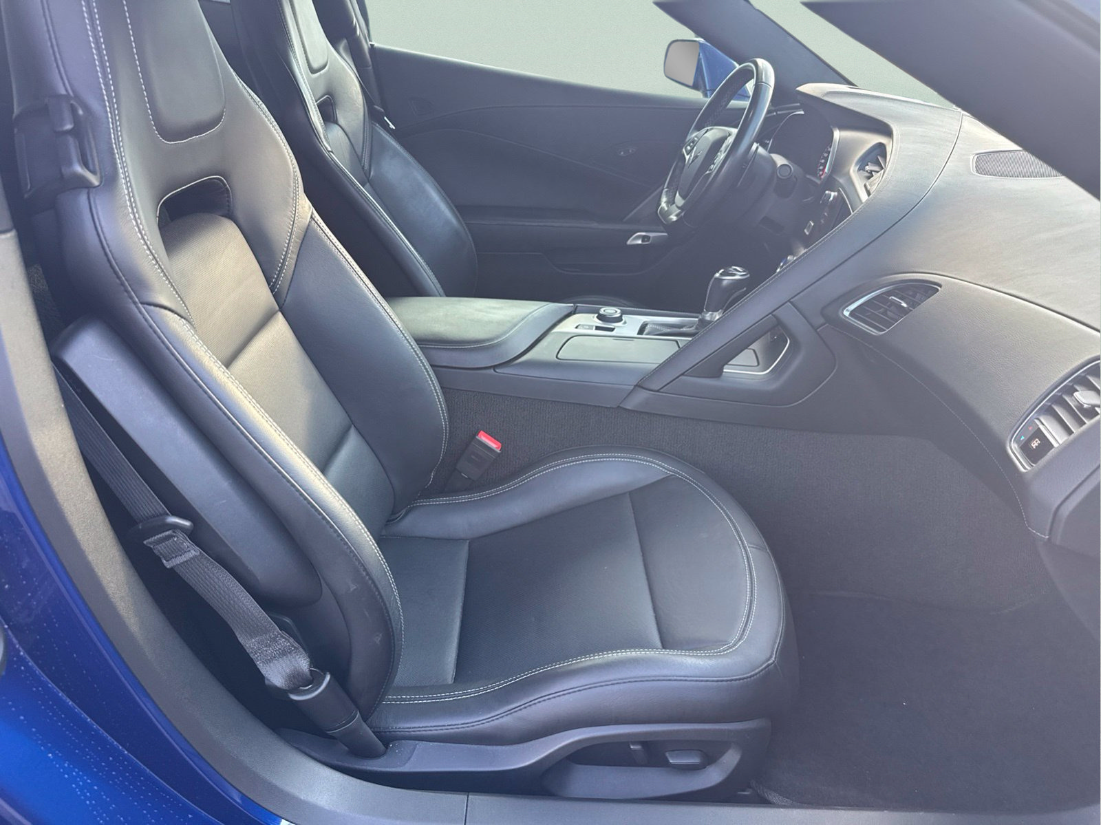 Used 2019 Chevrolet Corvette Stingray Coupe w/ 1LT RWD image 30