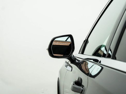 Used 2023 Lincoln Aviator Reserve w/ Equipment Group 201A image 14