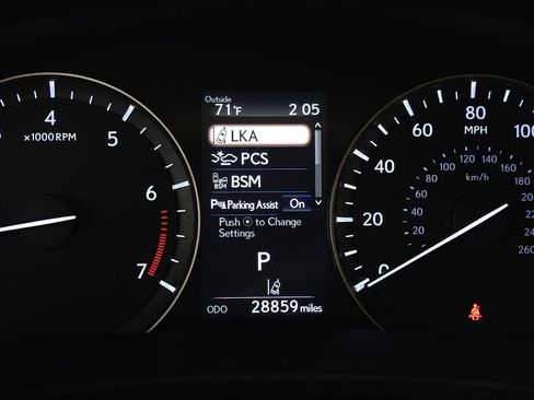 Used 2018 Lexus RX 350L AWD w/ Premium Package image 22