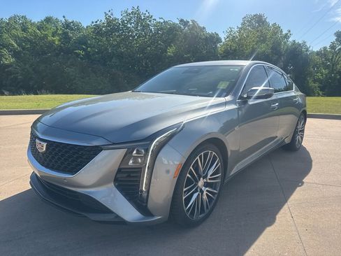 Used 2025 Cadillac CT5 Premium Luxury RWD image 1