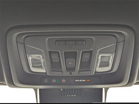 Used 2024 Chevrolet Silverado 2500 High Country w/ High Country Premium Package image 25