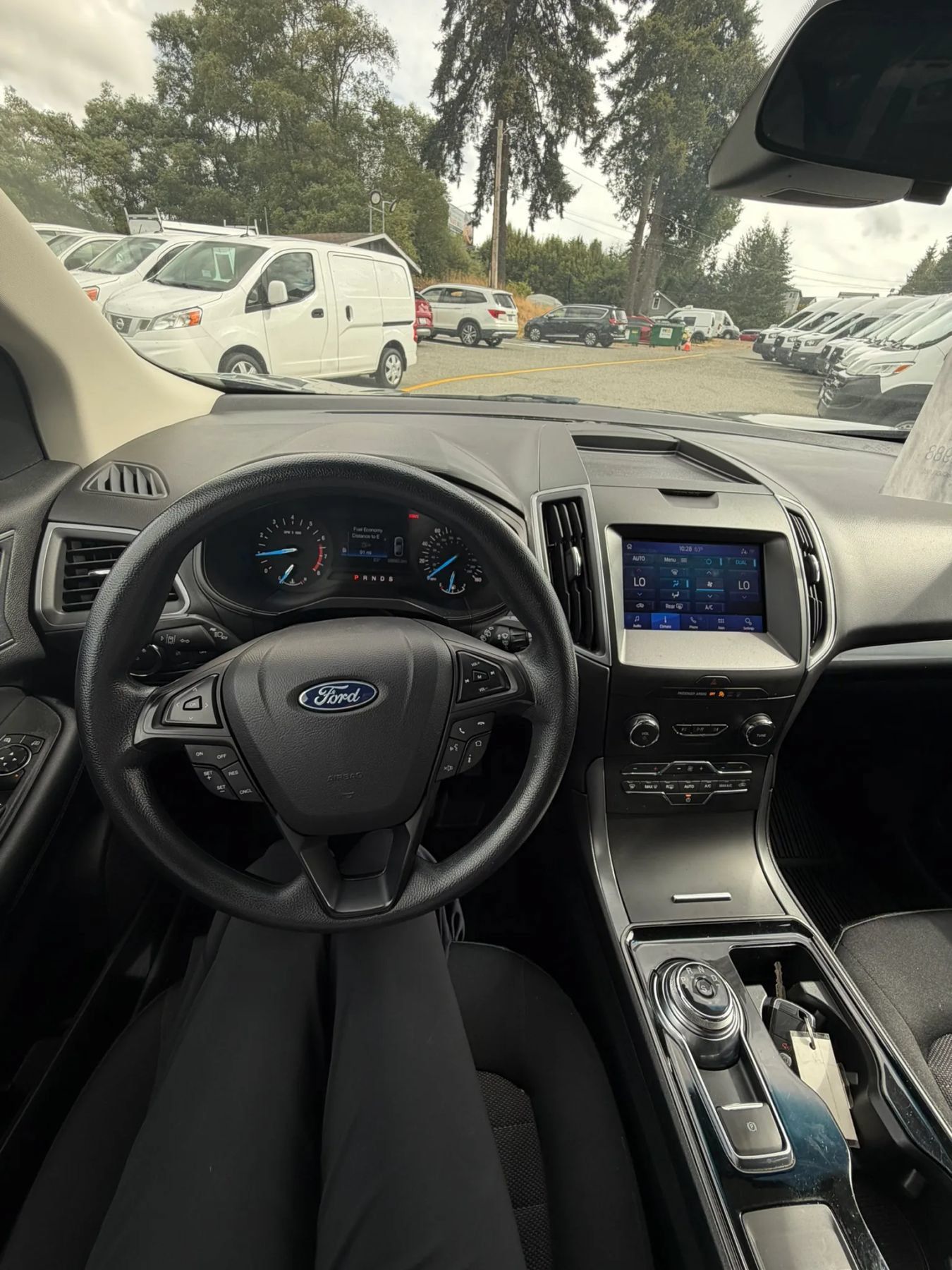 Used 2020 Ford Edge SE FWD image 36