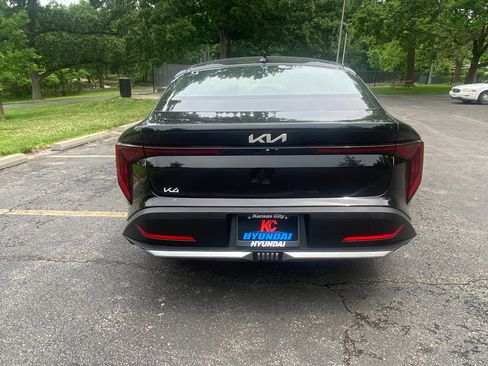 Used 2025 Kia K4 FWD image 8