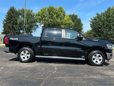 Used 2023 RAM 1500 Big Horn image 3