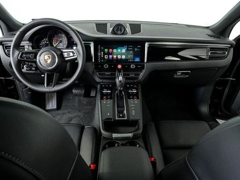 Certified 2026 Porsche Macan Turbo AWD/4WD image 19