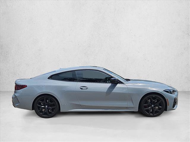 Used 2026 BMW M440i Coupe w/ Premium Package RWD image 4