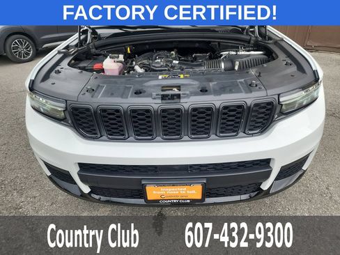 Used 2024 Jeep Grand Cherokee L Laredo AWD/4WD image 36