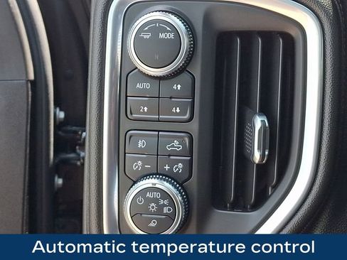 Used 2022 GMC Sierra 3500 Denali AWD/4WD image 9