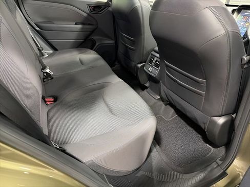 Certified 2025 Subaru Forester Premium AWD/4WD image 30