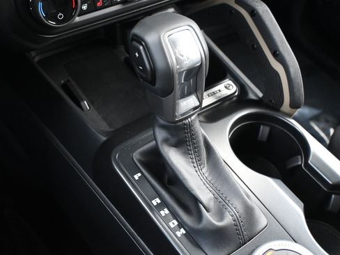 New 2025 Ford Bronco Badlands image 28