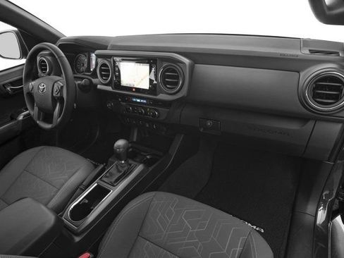 Used 2018 Toyota Tacoma TRD Sport w/ Technology Package RWD image 10