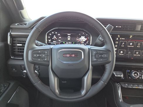 Used 2025 GMC Sierra 2500 AT4X AWD/4WD image 35