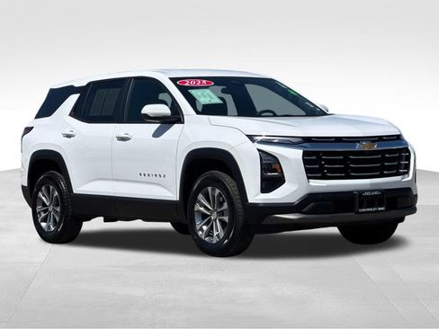 Used 2025 Chevrolet Equinox LT AWD/4WD image 7