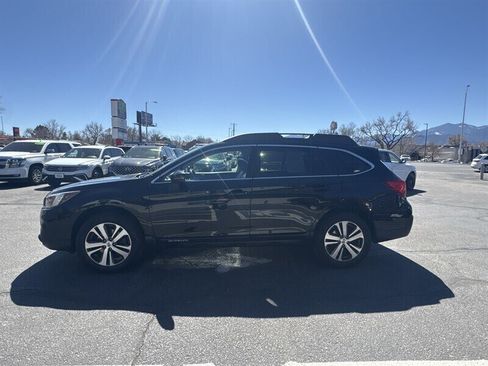 Used 2019 Subaru Outback 2.5i Limited AWD/4WD image 4