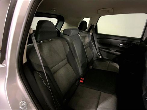 Used 2025 Nissan Rogue SV AWD/4WD image 23