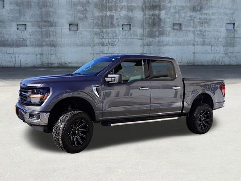 Used 2025 Ford F150 XLT w/ Equipment Group 301A Standard image 10