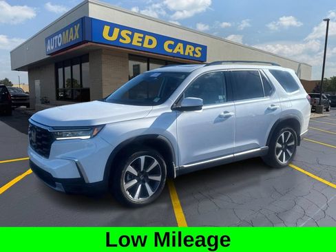 Certified 2023 Honda Pilot Touring image 1
