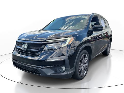 Used 2022 Honda Pilot Sport image 3