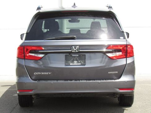 Used 2023 Honda Odyssey Touring image 7