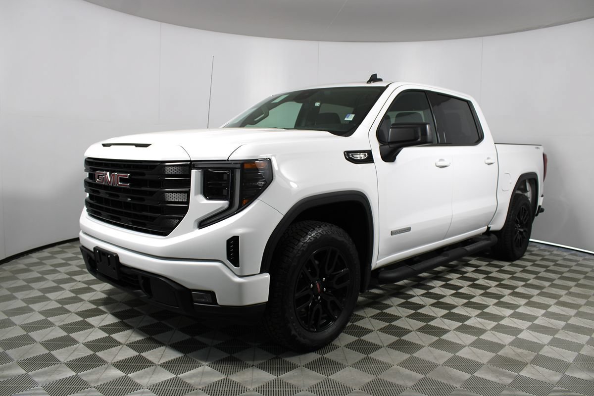 Used 2026 GMC Sierra 1500 Elevation w/ Elevation Select Package AWD/4WD image 3