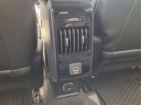 Used 2025 Jeep Compass Trailhawk AWD/4WD image 9
