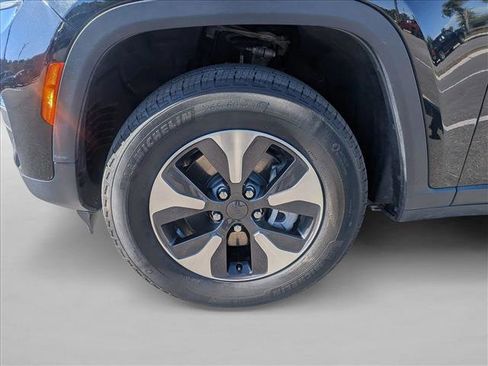 Used 2024 Jeep Grand Cherokee Limited 4xe image 23