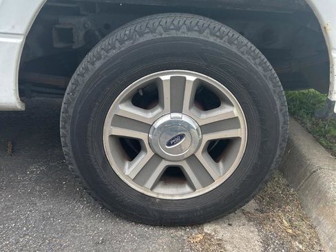 Used 2005 Ford F150 XLT image 18