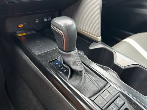 Used 2025 Toyota Camry SE FWD image 28