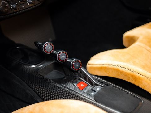 Used 2020 Ferrari 488 Pista Coupe image 8