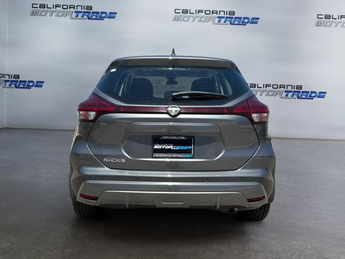 Used 2023 Nissan Kicks S FWD image 6