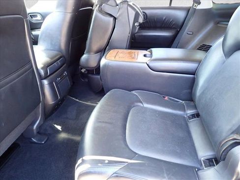 Used 2021 Nissan Armada SL w/ Captain's Chairs Package image 10