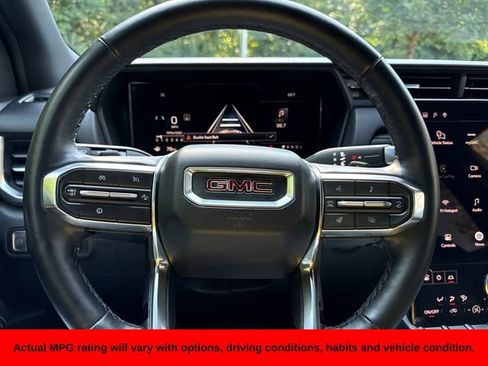 Used 2025 GMC Terrain Elevation AWD/4WD image 17
