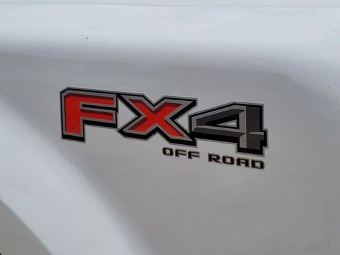 New 2026 Ford F350 XLT w/ FX4 Off-Road Package AWD/4WD image 6