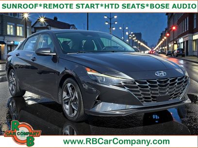 Used 2021 Hyundai Elantra SEL w/ Convenience + Premium Package