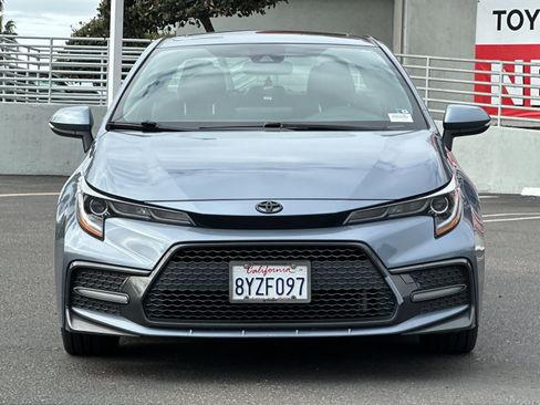 Used 2022 Toyota Corolla SE w/ SE Premium Package image 7