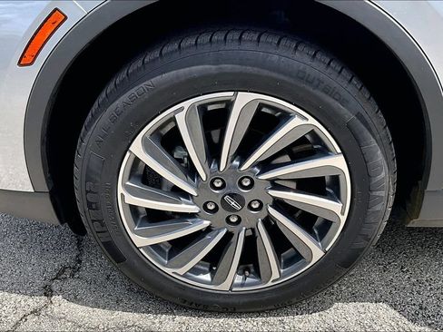 Used 2024 Lincoln Corsair Reserve w/ Equipment Group 201A AWD/4WD image 11
