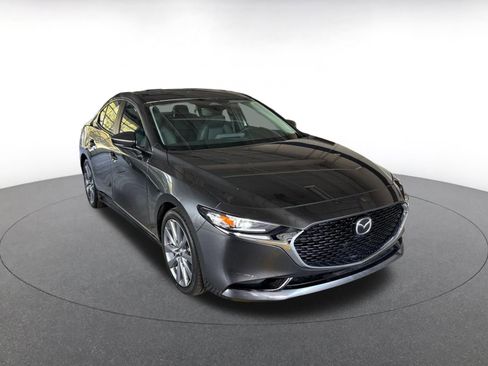 Used 2025 MAZDA MAZDA3 s image 2