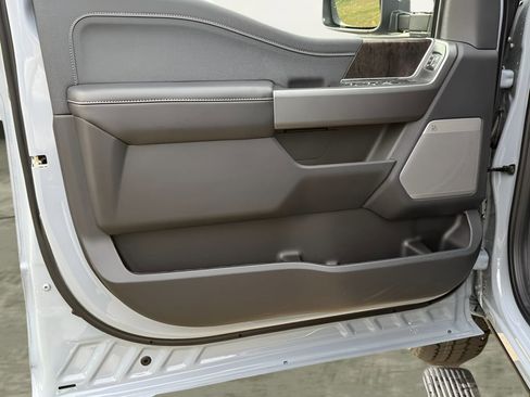 New 2026 Ford F350 Lariat w/ Lariat Ultimate Package image 24